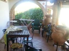 Photo de l’hôtel: Studio with enclosed garden and wifi at Petrosa 5 km away from the beach