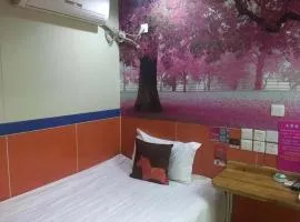 JUN Hotels Jinan Tianqiao District Railway Station Square