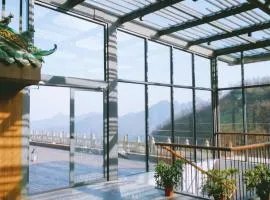 武当山太和紫隐酒店