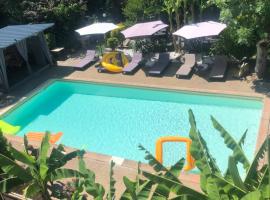 Ξενοδοχείο φωτογραφία: Résidence les maison vertes T2 vue sur piscine