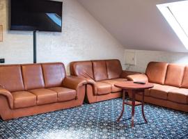 Stacja Jura、Kroczyceのホテル