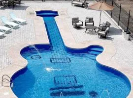 Foton Hotel & Restaurant