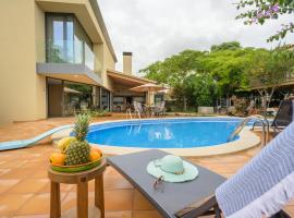 Hotelfotos: Casa Deluxe Alt Empordà Costa Brava - Private swimming pool