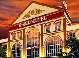 รูปภาพของโรงแรม: E-Red Hotel Bandar Perda