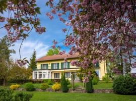 Landhaus zu Kürenberg, hotel in Bergham