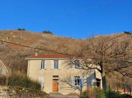 Hotel Photo: En pleine montagne