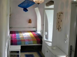 Hotel Photo: ANDROS MENITES