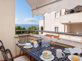 Apartment Ella Sea View โรงแรมในโบล