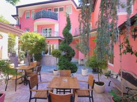 Boutique Hotel Asteria – hotel w Lublanie