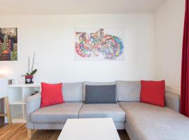 Hotel Photo: Modern 2BR flat with balcony in East London