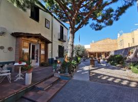 Hotel Photo: Mucha Masia Hostel Rural Urba