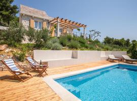 Hotel foto: Villa Brac with pool