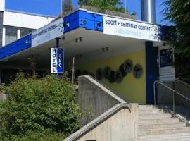 SSC Sport+Seminarcenter Radevormwald, מלון בראדבורמוואלד