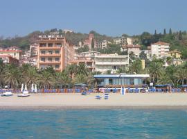 Grand Hotel Moroni, hotel a Finale Ligure