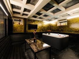 Hotel Photo: Apartments in Kaunas city centre with Jacuzzi bath