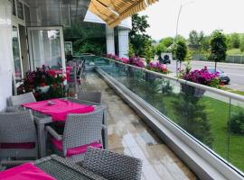 Hotel Afrodita -Valenii De Munte, hotel in Vălenii de Munte