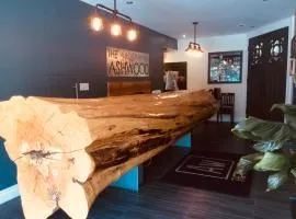 THE ASHWOOD INN