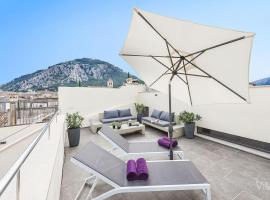 Hotel Photo: Pollenca Villa Sleeps 6 with Air Con and WiFi