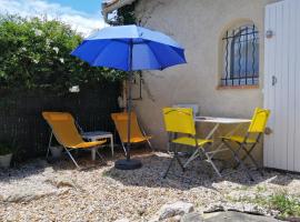 Hotel Foto: Studio indépendant avec jardin sur la côte Varoise