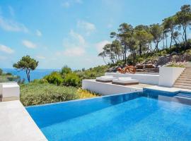 Hotel foto: Sea view 5 bedroooms Villa with luxury feeling in Santa Eulalia, Ibiza