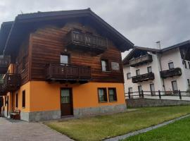 A picture of the hotel: Chalet SUNFLOWER Appartamenti