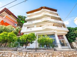 Ideal ApartHotel Saranda, ξενοδοχείο στους Αγίους Σαράντα