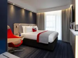 Holiday Inn Express Edinburgh City Centre by IHG