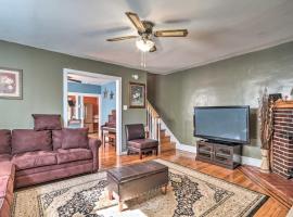 صور الفندق: Suburban Home with Backyard Patio Less Than 7 Miles to Dtwn!