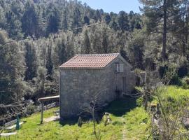 Hotel fotoğraf: La petite maison dans le maquis