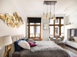 Hotel fotografie: Art Design King Bed Studio Apartment In Old Town