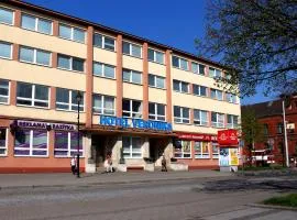 Hotel Veronika, hotel di Ostrava