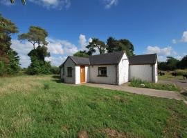 Hotel Photo: Country Cottage in Kildare 30 mins from Dublin