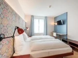 Bären Self Check-in Hotel