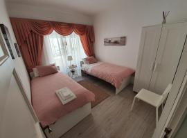 Zdjęcie hotelu: Confortável Apartamento Queluz