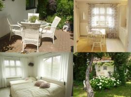 gemütliches Gästehaus Berlin Bohnsdorf, nähe Flughafen Schönefeld, hotel in Berlin