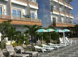 EM Royalle Hotel & Beach Resort, hotel v destinaci San Juan