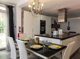 Hotel Photo: Dolmen Court Flat 10, Qawra