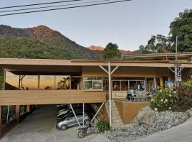 Hotel Uran