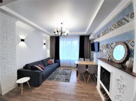 Zdjęcie hotelu: 2 BDR apartment near Gorky Park, Center