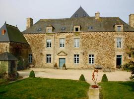 Hotel fotoğraf: Gîte Le Logis - Manoir le Plessix Madeuc