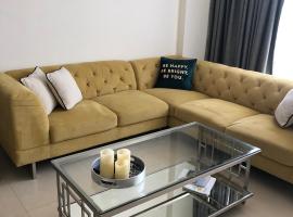 A picture of the hotel: Luxury Apartment in Qurum Heights