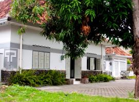 Gambaran Hotel: Ndalem Mantrigawen