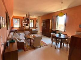 Gambaran Hotel: CA' ROMANTICA - BIG APPARTMENT at ACCADEMIA