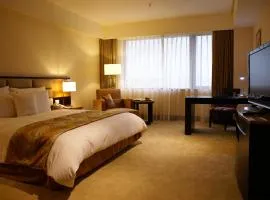 Monarch Skyline Hotel-Near Taimall