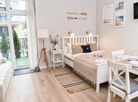 Portofino Seaside Apartments、ミエンジズドロイェのホテル