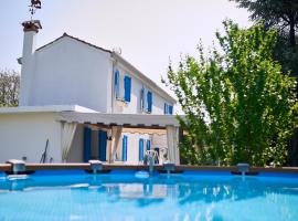 Hotel Foto: Cà del Mar rustico a Jesolo con giardino e piscina privati ad uso esclusivo #