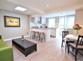 호텔 사진: MODERN two bedroom NEXT TO BRIGHTON STATION