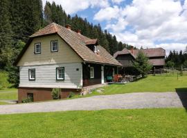 होटल की एक तस्वीर: Ferienhaus Hammerer