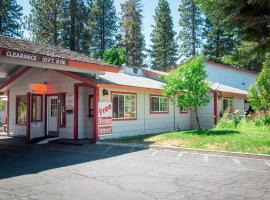 Sis Q Inn, ξενοδοχείο σε Weed