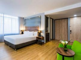 La Quinta by Wyndham Medellin, hotel v destinaci Medellín